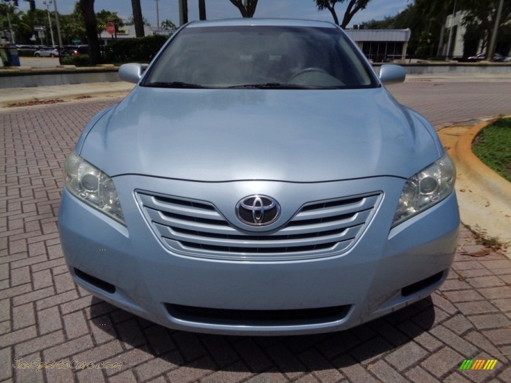 2009 Camry LE - Sky Blue Pearl / Bisque photo #15