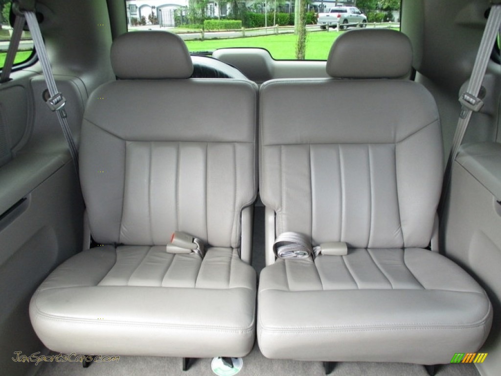 2003 Town & Country LXi - Light Almond Pearl / Taupe photo #16