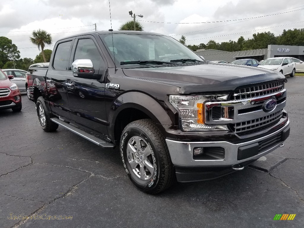 2018 F150 XLT SuperCrew 4x4 - Magma Red / Earth Gray photo #7