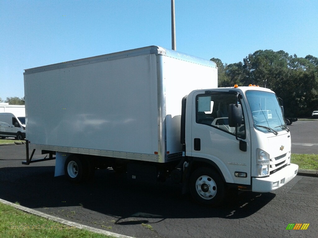 2018 Low Cab Forward 4500HD Moving Truck - Summit White / Pewter photo #7