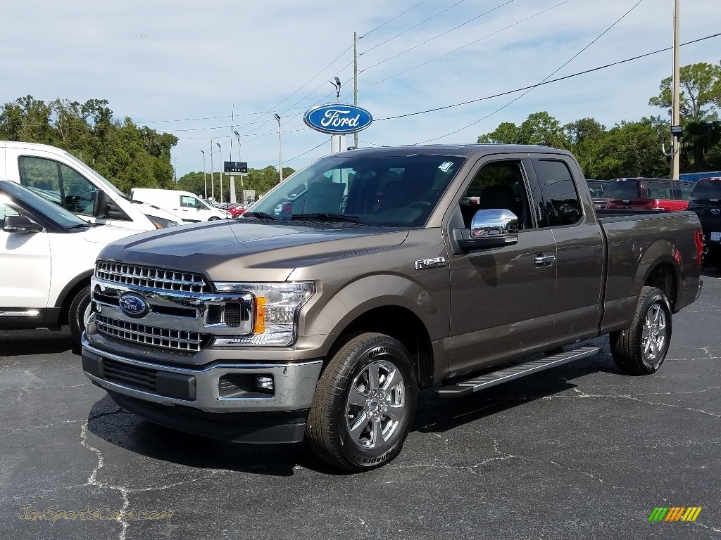 Stone Gray / Earth Gray Ford F150 XLT SuperCab