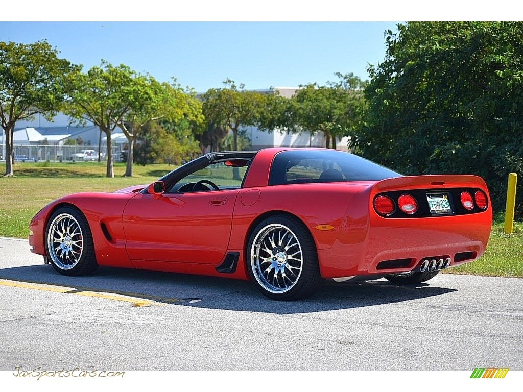 2001 Corvette Coupe - Torch Red / Light Gray photo #2