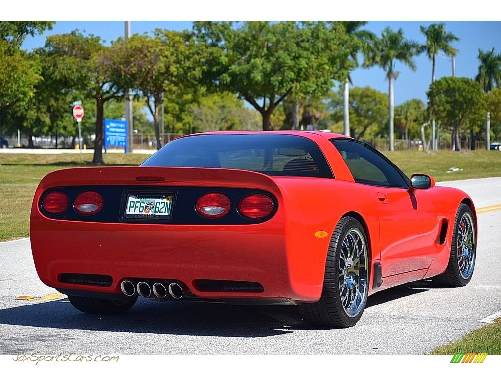 2001 Corvette Coupe - Torch Red / Light Gray photo #9
