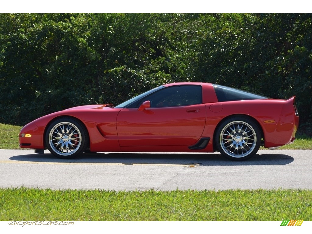2001 Corvette Coupe - Torch Red / Light Gray photo #10