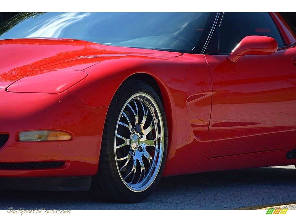 2001 Corvette Coupe - Torch Red / Light Gray photo #16