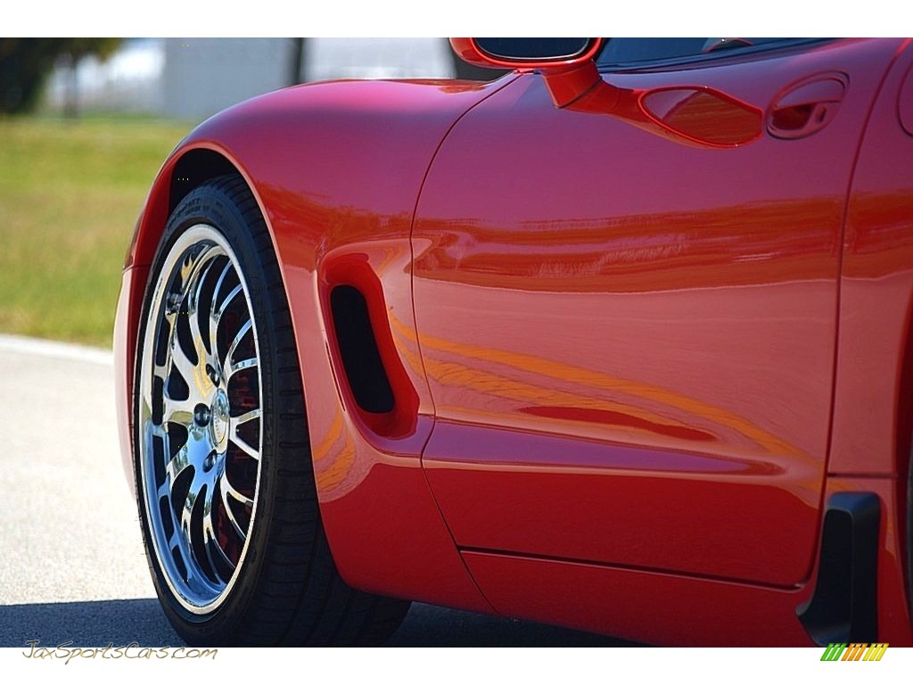 2001 Corvette Coupe - Torch Red / Light Gray photo #17