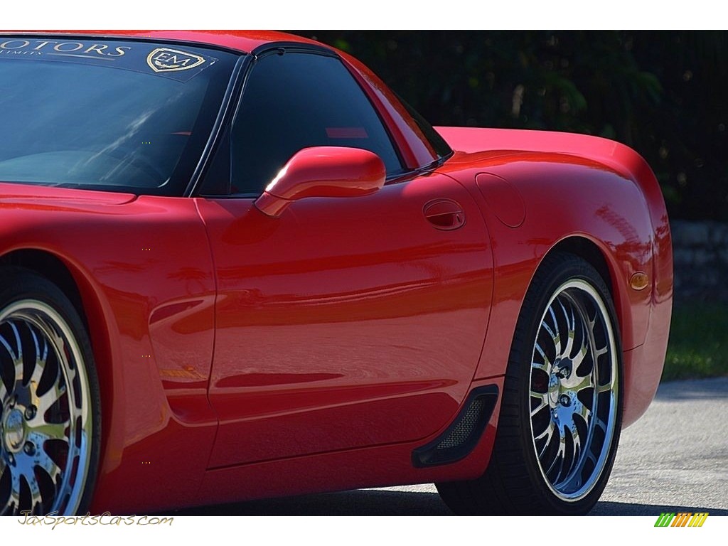 2001 Corvette Coupe - Torch Red / Light Gray photo #18