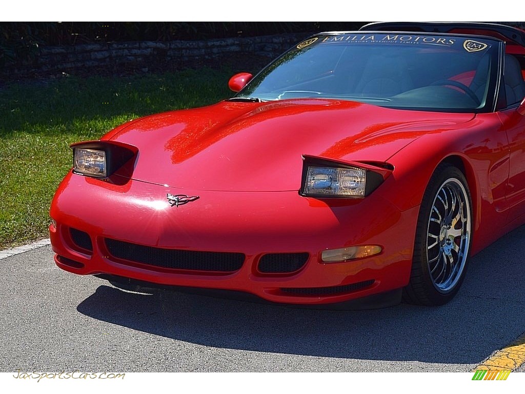 2001 Corvette Coupe - Torch Red / Light Gray photo #29