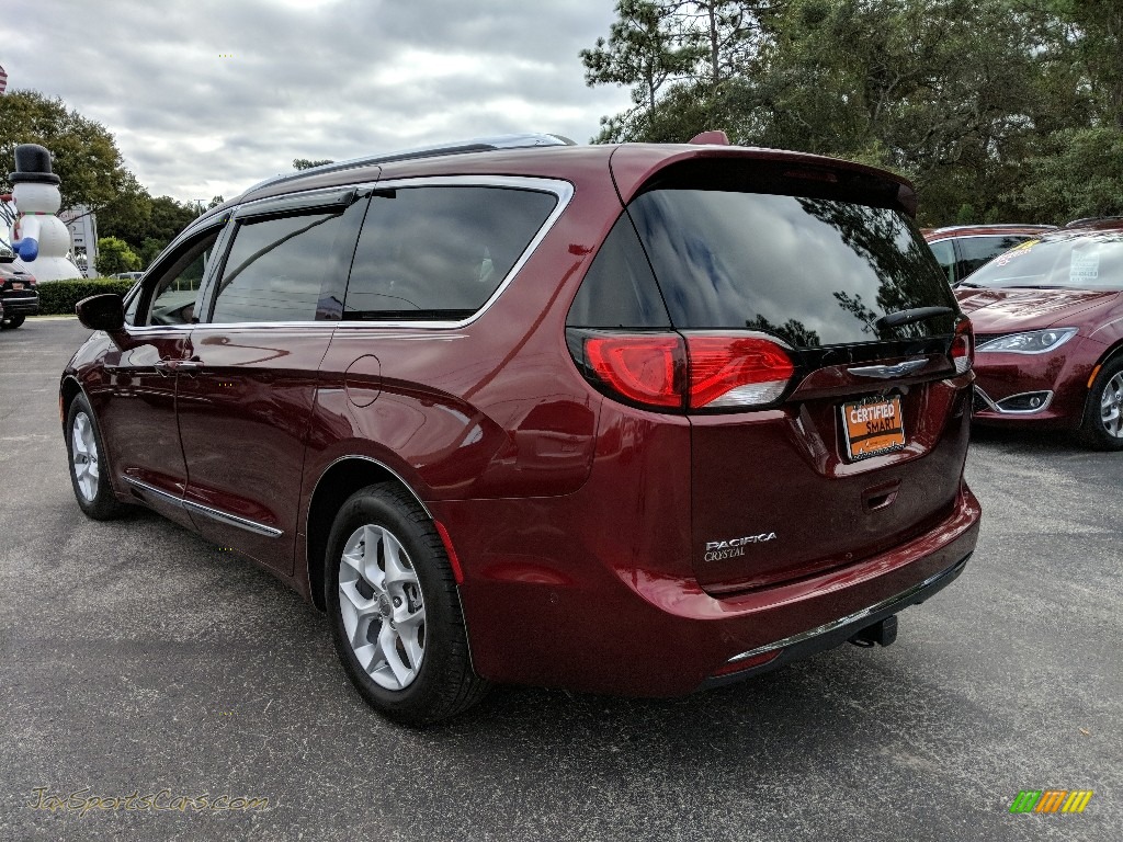 2017 Pacifica Touring L Plus - Velvet Red Pearl / Black/Alloy photo #3