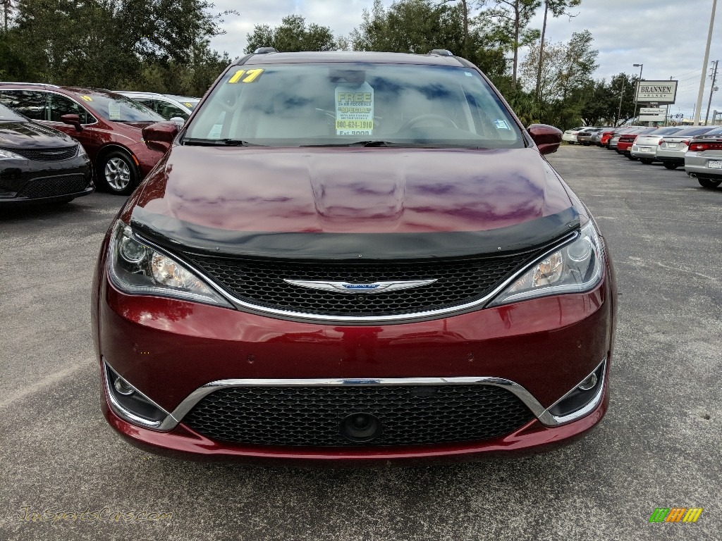 2017 Pacifica Touring L Plus - Velvet Red Pearl / Black/Alloy photo #8