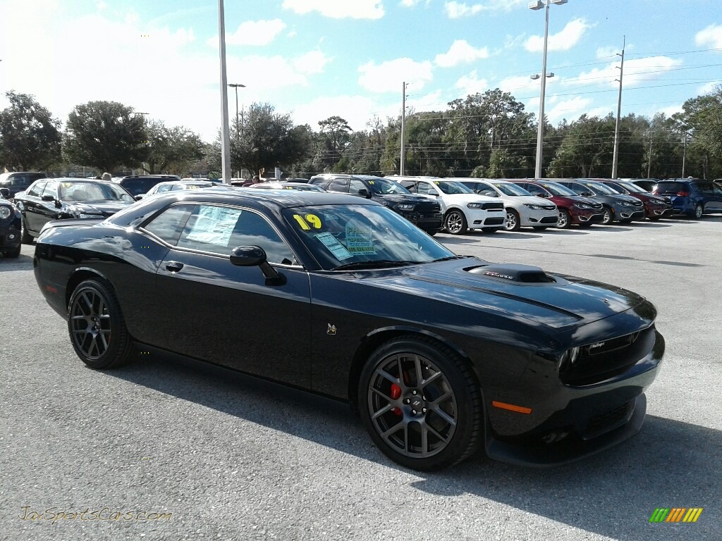 2019 Challenger R/T Scat Pack Shaker - Pitch Black / Black photo #7