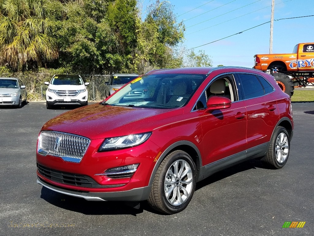 Ruby Red Metallic / Cappuccino Lincoln MKC Select