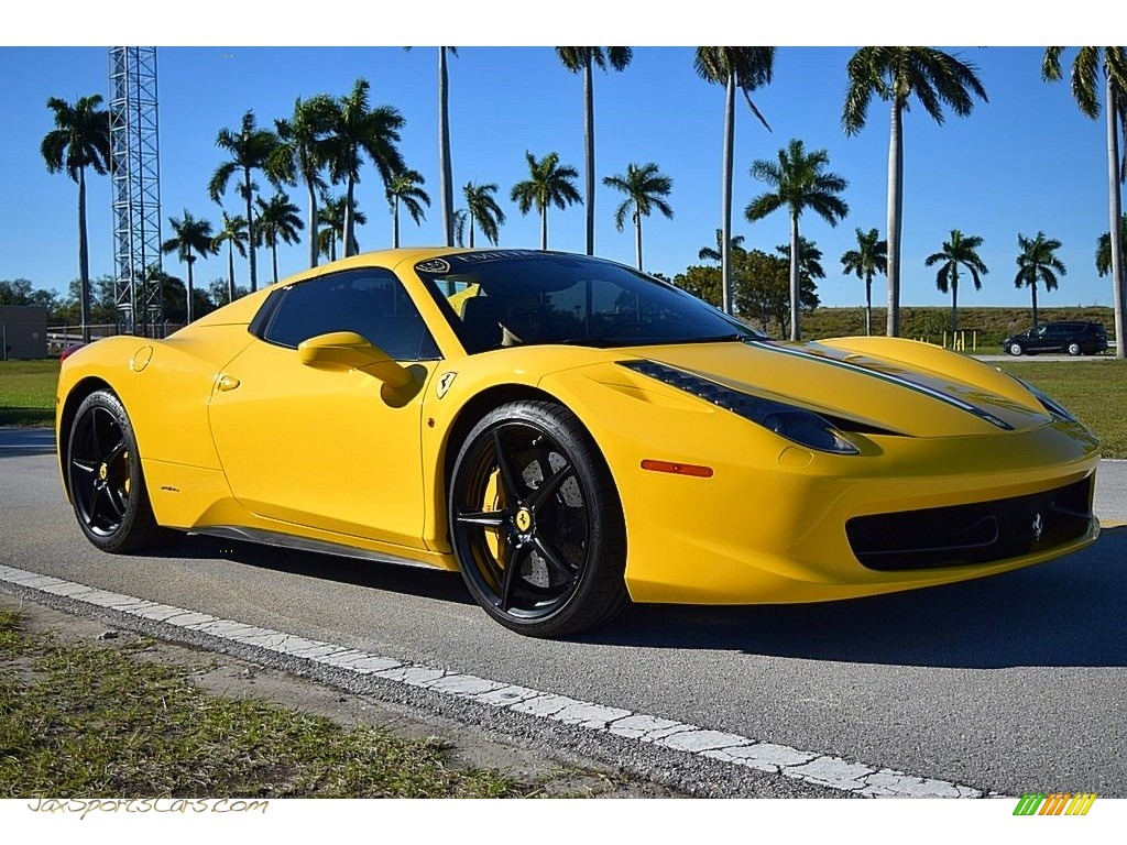 2013 458 Spider - Giallo Modena (Yellow) / Nero photo #1