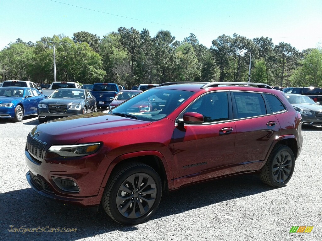 Velvet Red Pearl / Black Jeep Cherokee Limited 4x4