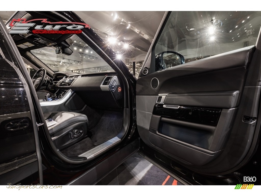 2018 Range Rover Sport SVR - Santorini Black Metallic / Ebony photo #37