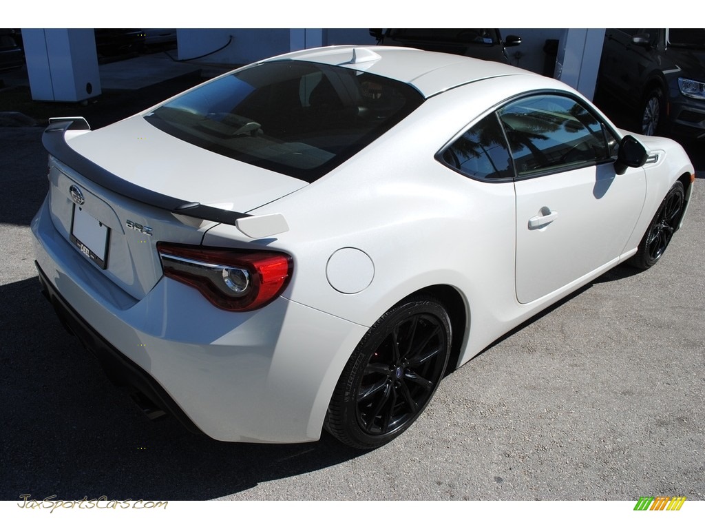 2017 BRZ Limited - Crystal White Pearl / Black photo #9