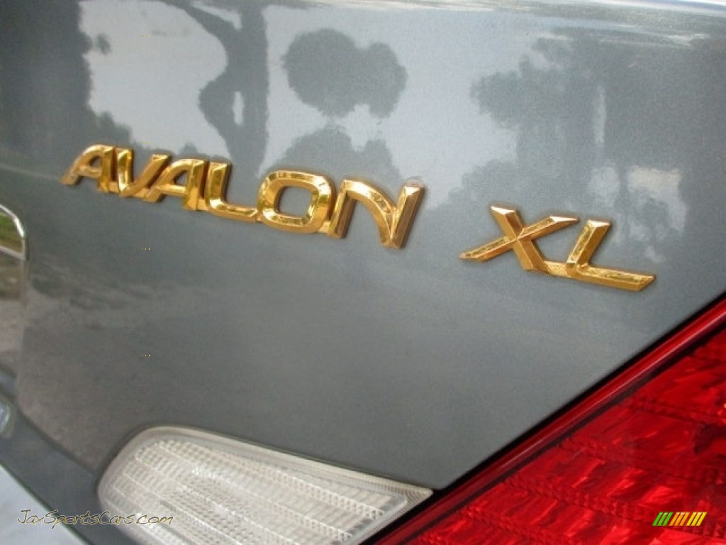 2001 Avalon XL - Silver Spruce Metallic / Ivory photo #16