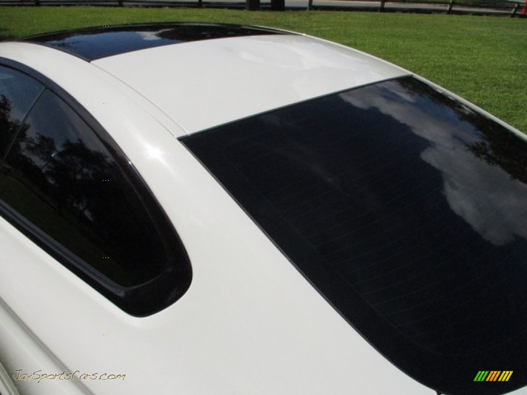 2015 6 Series 640i Coupe - Alpine White / Black photo #49