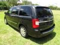 Chrysler Town & Country Touring Brilliant Black Crystal Pearl photo #29