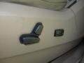 Chrysler Town & Country Touring Brilliant Black Crystal Pearl photo #50