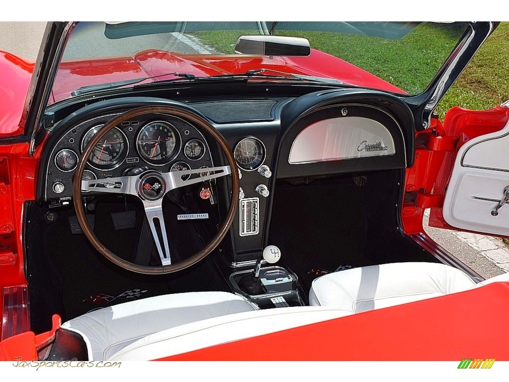 1965 Corvette Sting Ray Convertible - Rally Red / White photo #44