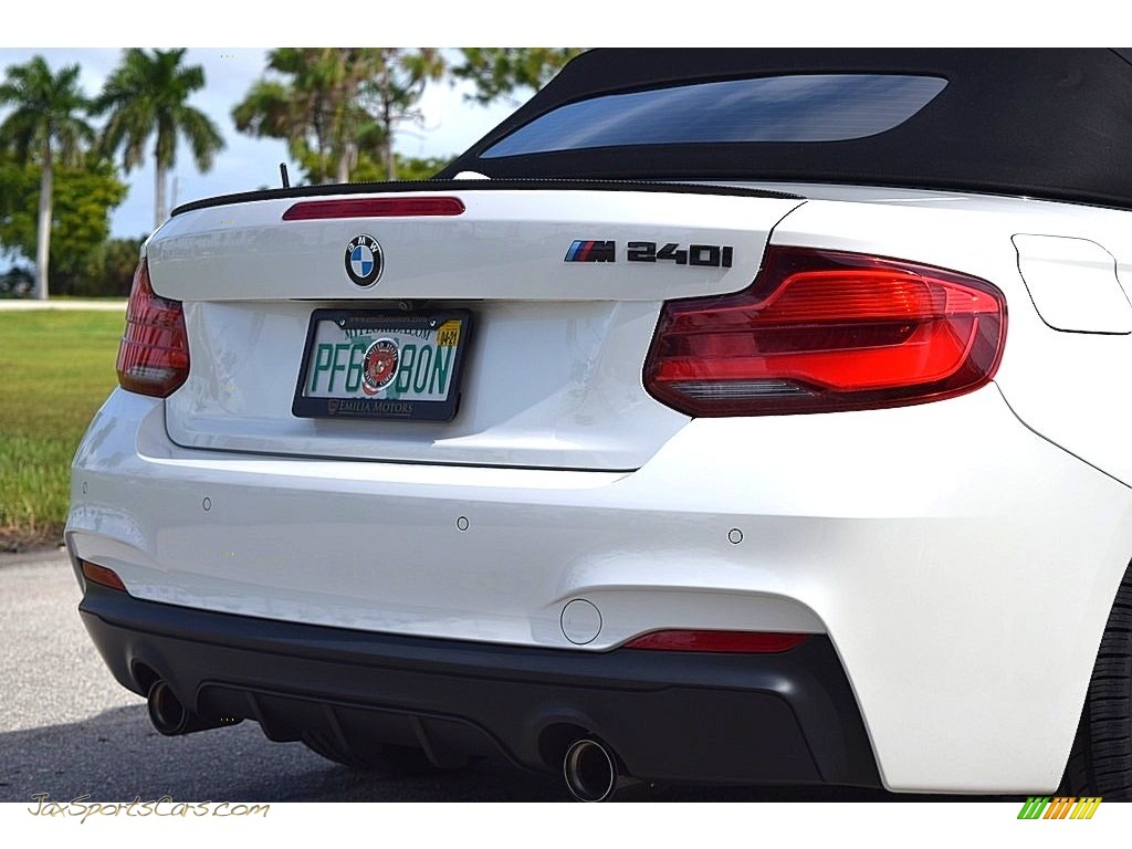 2019 2 Series M240i Convertible - Mineral White Metallic / Coral Red photo #16