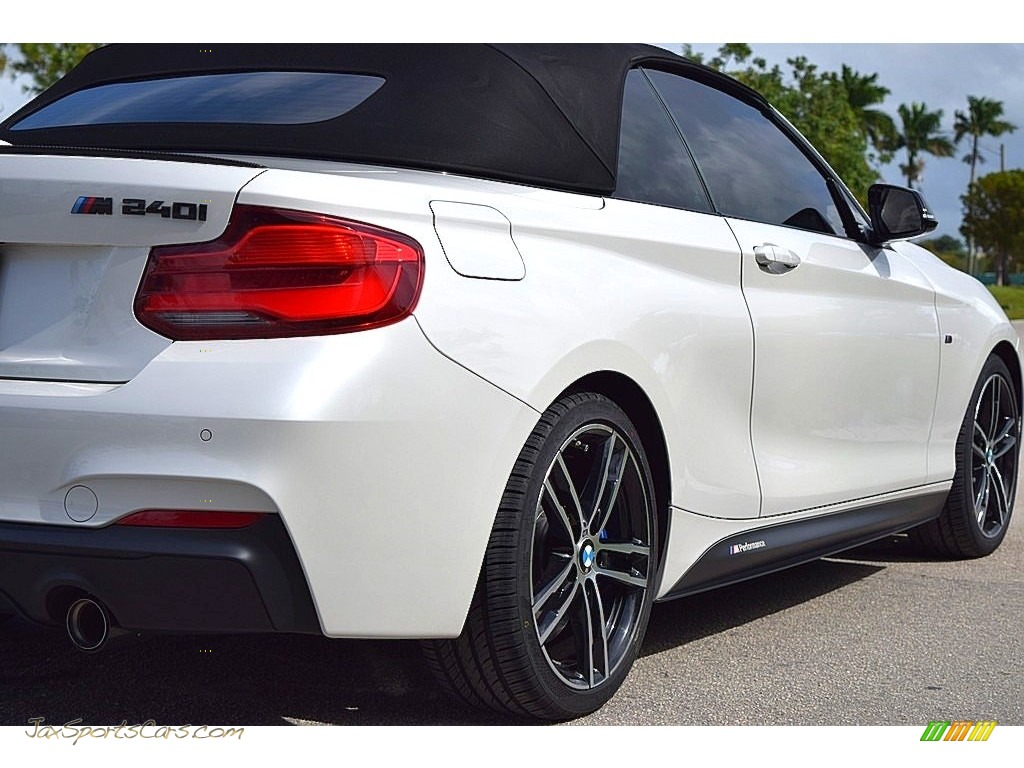 2019 2 Series M240i Convertible - Mineral White Metallic / Coral Red photo #17