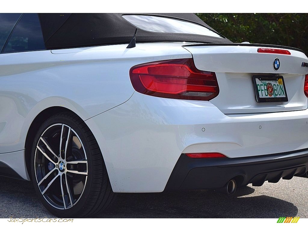 2019 2 Series M240i Convertible - Mineral White Metallic / Coral Red photo #31