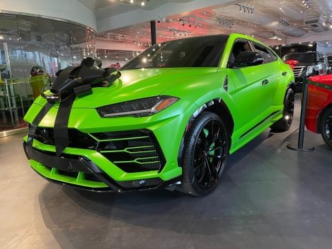 Verde Mantis 2020 Lamborghini Urus Pearl Capsule AWD