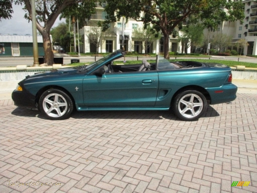 1996 Mustang V6 Convertible - Pacific Green Metallic / Grey Cloth photo #3
