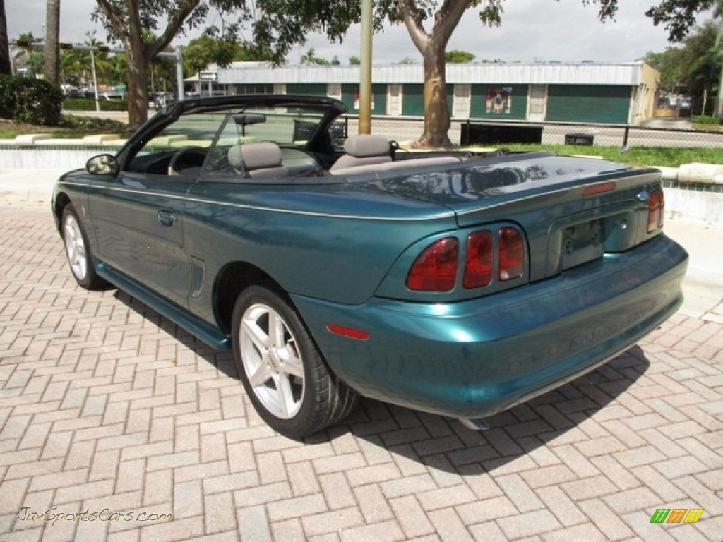 1996 Mustang V6 Convertible - Pacific Green Metallic / Grey Cloth photo #5