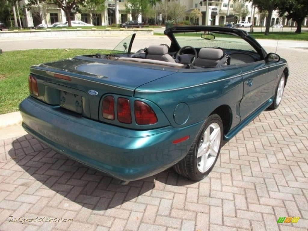 1996 Mustang V6 Convertible - Pacific Green Metallic / Grey Cloth photo #9