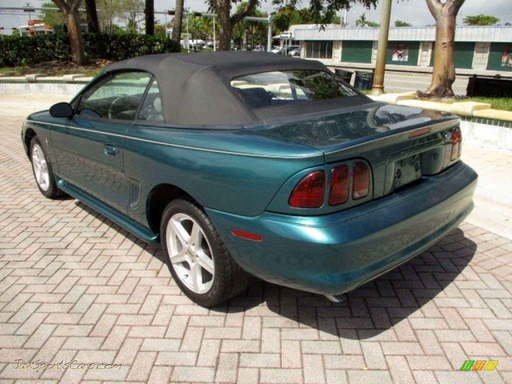 1996 Mustang V6 Convertible - Pacific Green Metallic / Grey Cloth photo #49