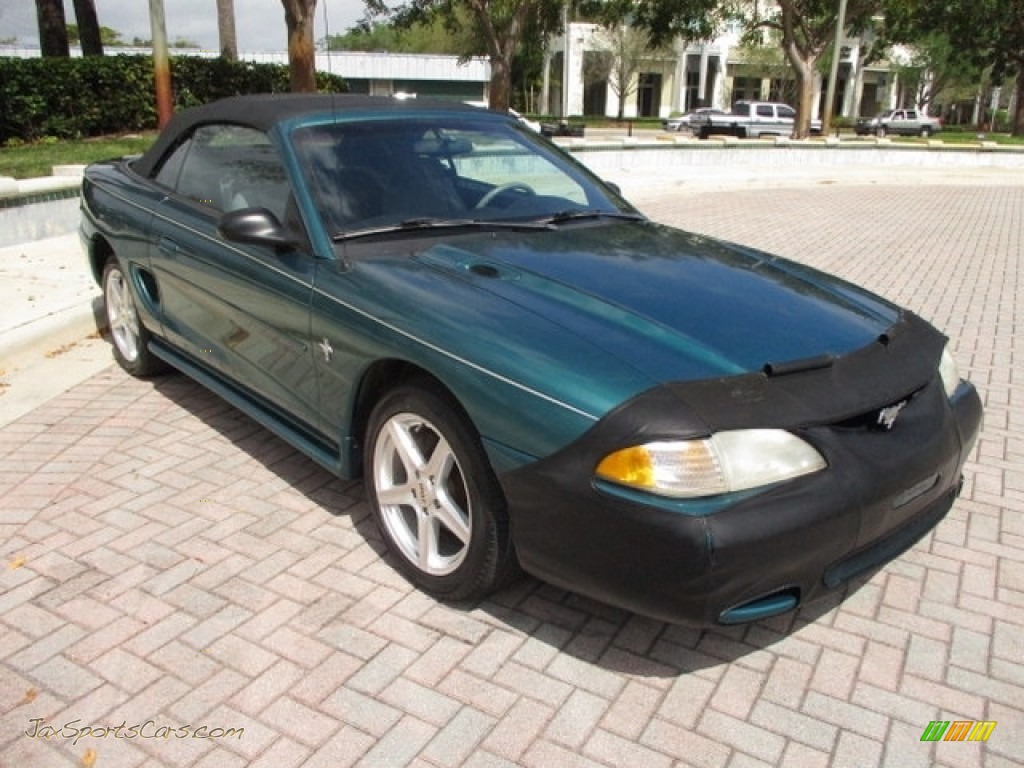 1996 Mustang V6 Convertible - Pacific Green Metallic / Grey Cloth photo #55