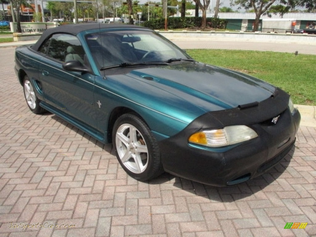 1996 Mustang V6 Convertible - Pacific Green Metallic / Grey Cloth photo #64