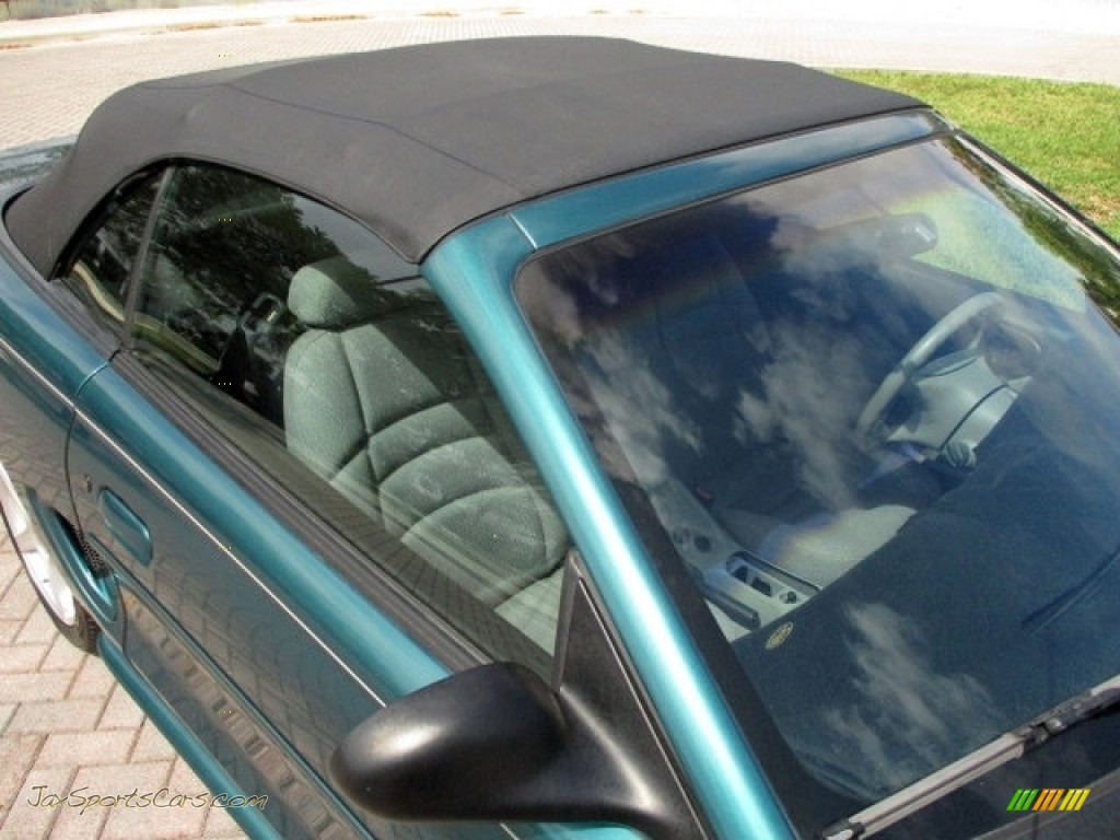 1996 Mustang V6 Convertible - Pacific Green Metallic / Grey Cloth photo #65