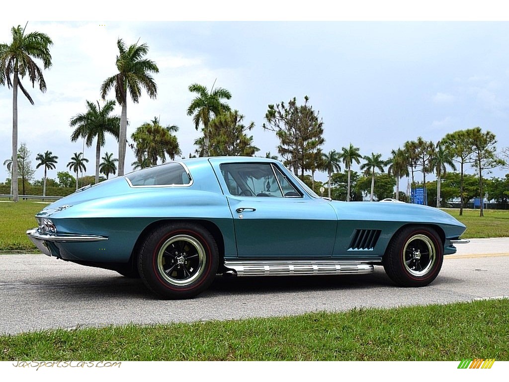 1967 Corvette Coupe - Marina Blue / White/Black photo #3