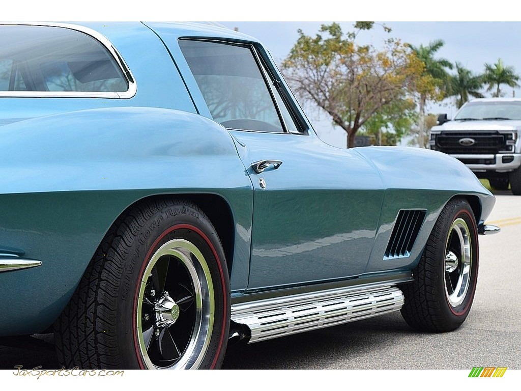 1967 Corvette Coupe - Marina Blue / White/Black photo #7