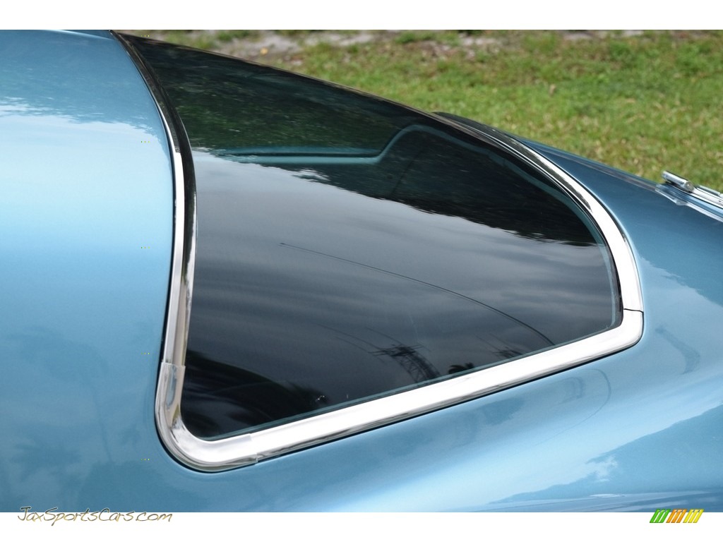 1967 Corvette Coupe - Marina Blue / White/Black photo #37
