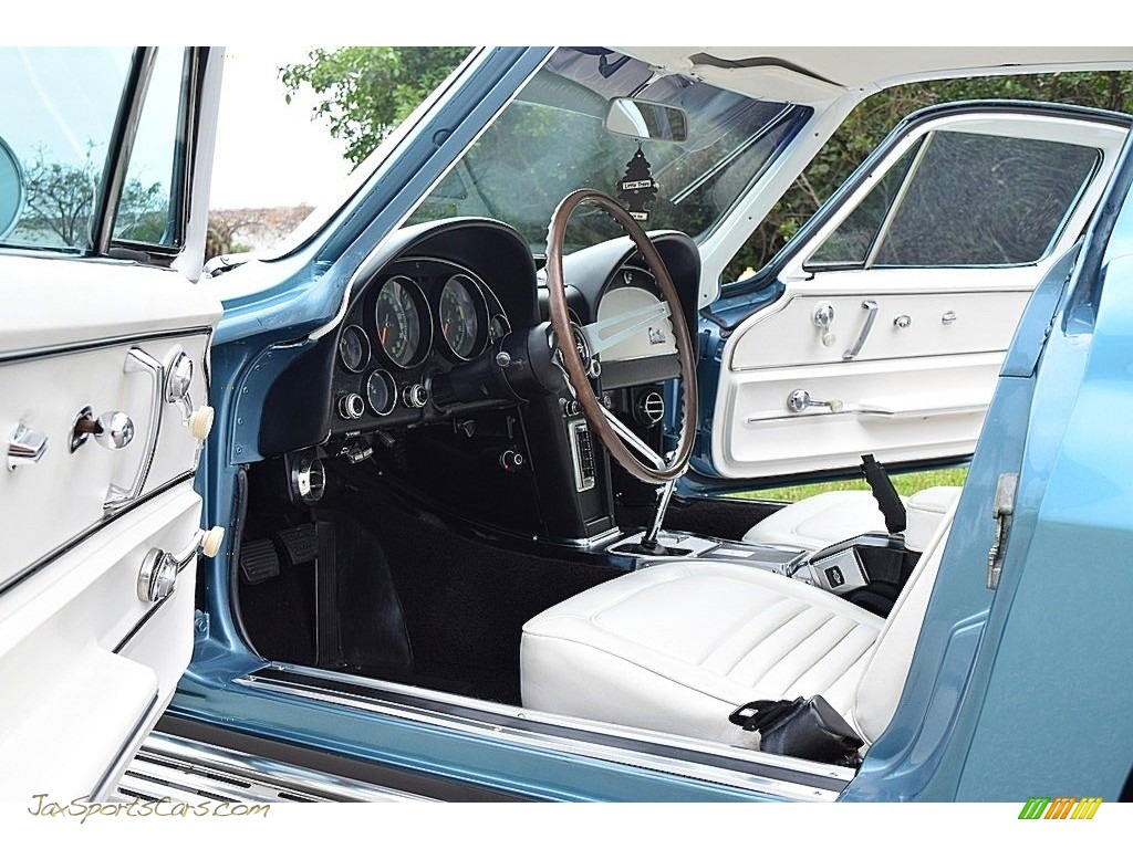 1967 Corvette Coupe - Marina Blue / White/Black photo #62