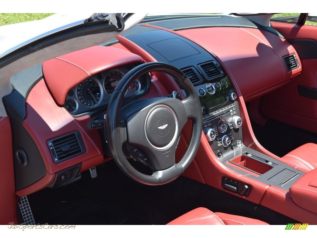 2012 V8 Vantage Roadster - Stratus White / Chancellor Red photo #45