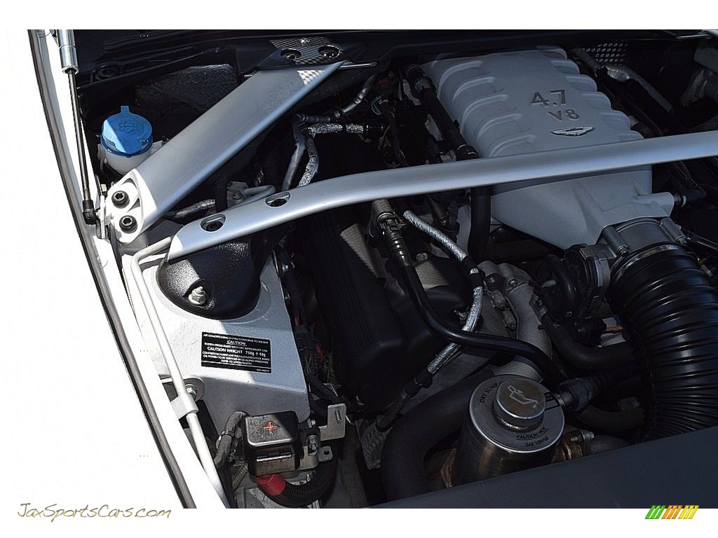 2012 V8 Vantage Roadster - Stratus White / Chancellor Red photo #56