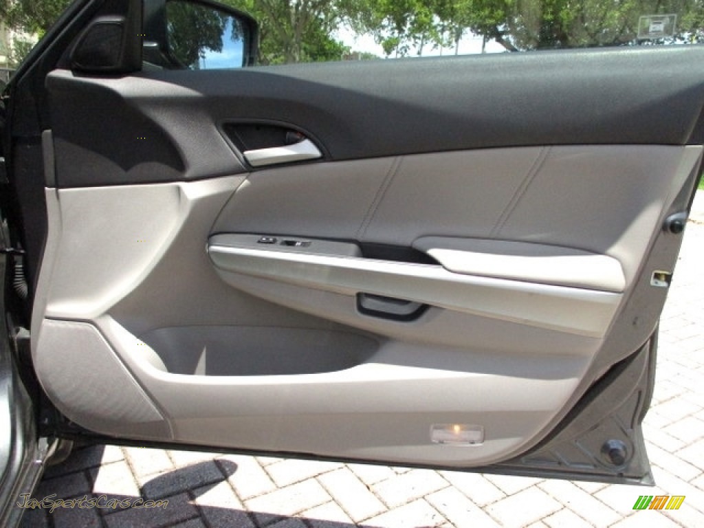 2009 Accord EX-L V6 Sedan - Polished Metal Metallic / Gray photo #47