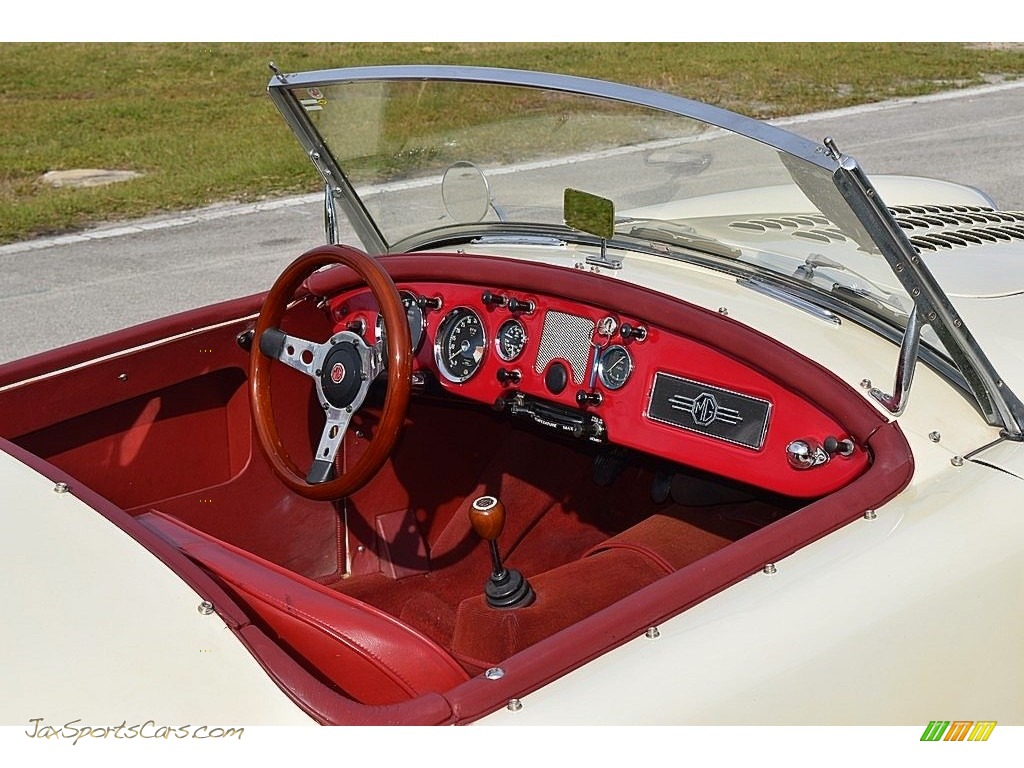 1959 MGA Roadster - Old English White / Red photo #12