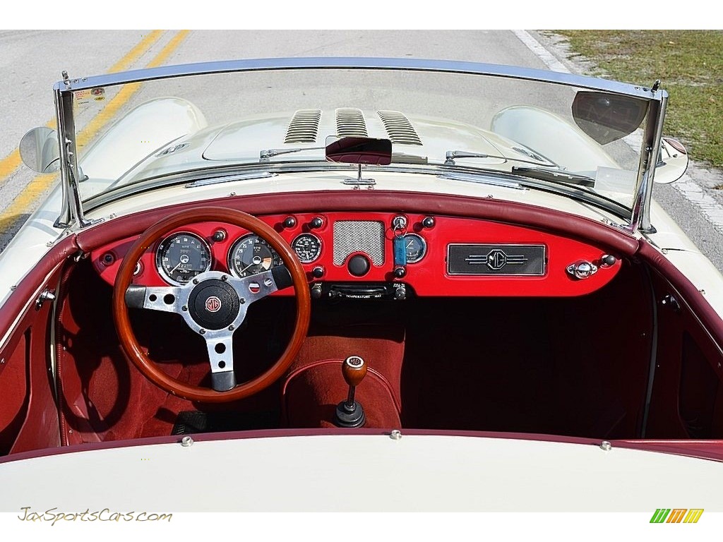 1959 MGA Roadster - Old English White / Red photo #13