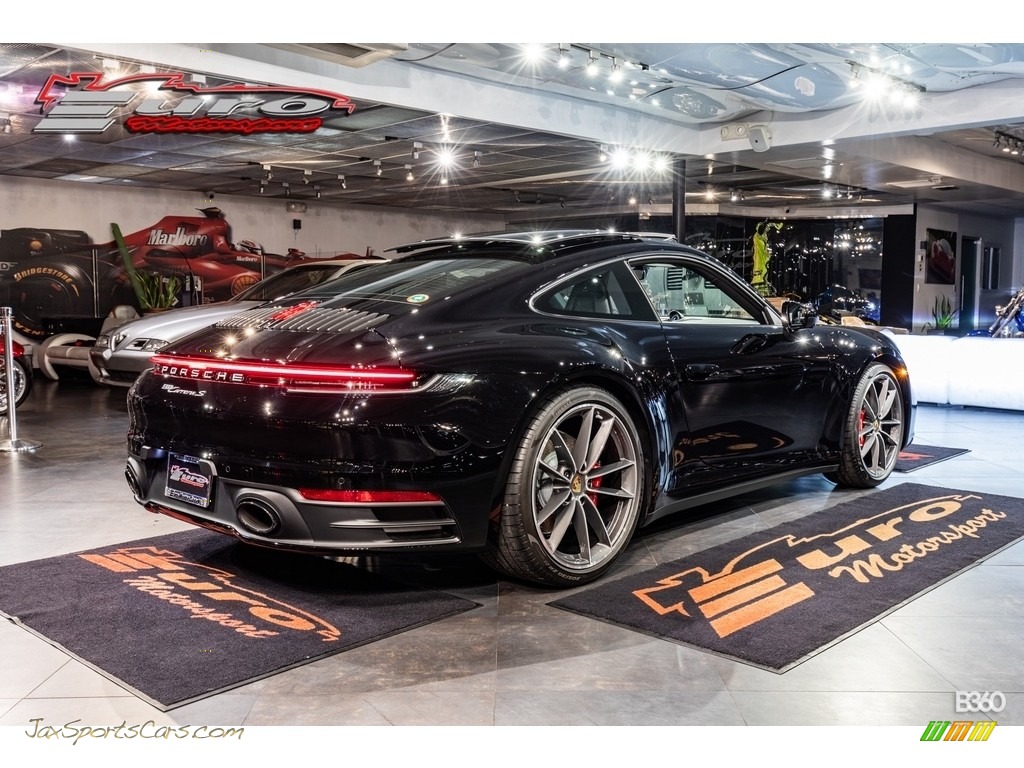 2022 911 Carrera S - Black / Black photo #17