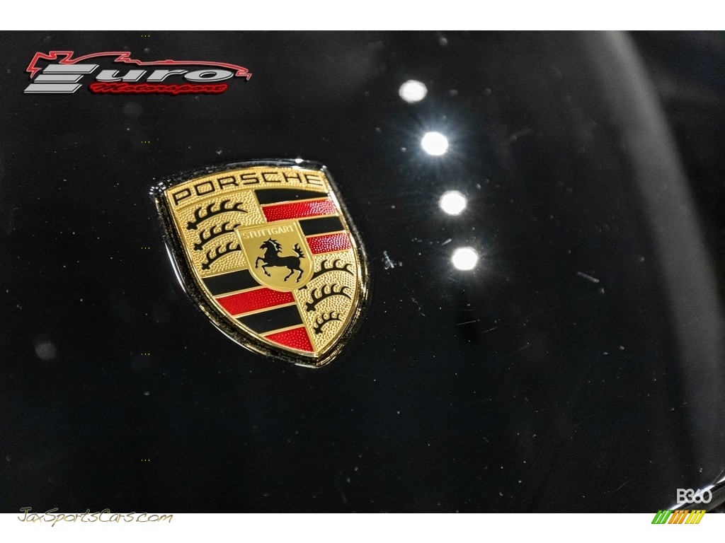 2022 911 Carrera S - Black / Black photo #37