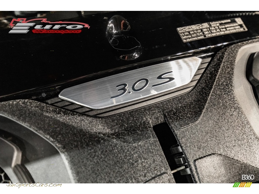 2022 911 Carrera S - Black / Black photo #42