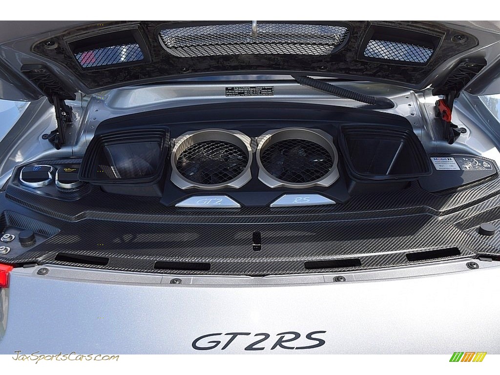 2019 911 GT2 RS - GT Silver Metallic / Black/Red Alcantara photo #26