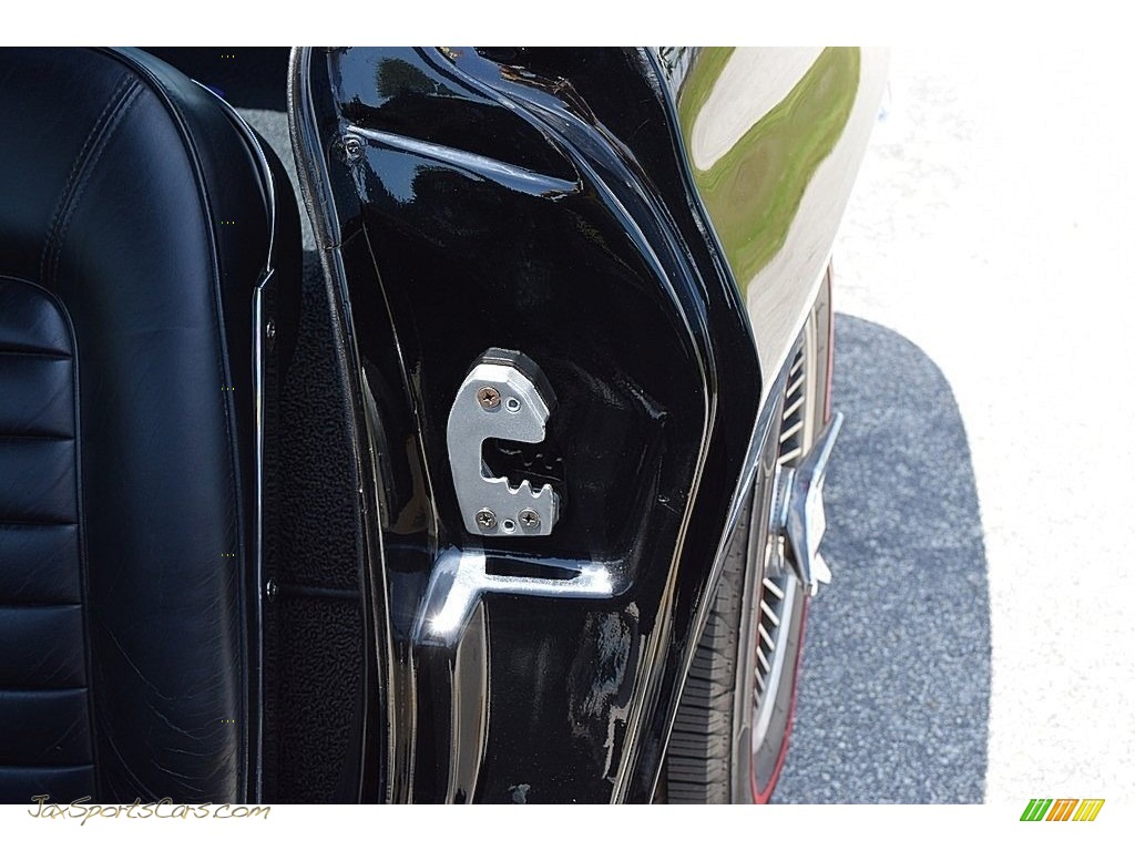 1966 Corvette Sting Ray Coupe - Tuxedo Black / Black photo #31